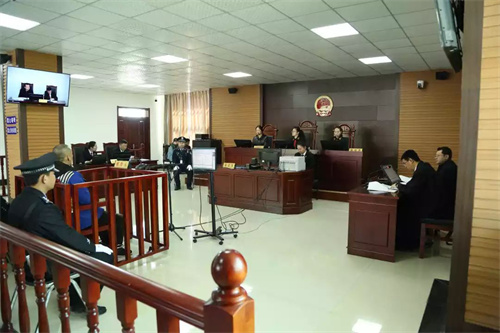 北京一男子欠好友10萬不還，名下無財產可執行，法官舉動贏來盛贊