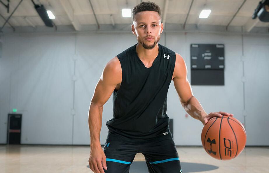 庫里瘋狂訓練曝光！訓練師揭秘提高難度，浪花兄弟下賽季再衝冠？