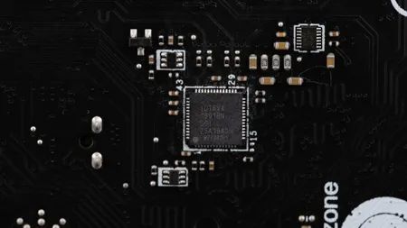 微星MPG Z490 GAMING CARBON WIFI主板评测