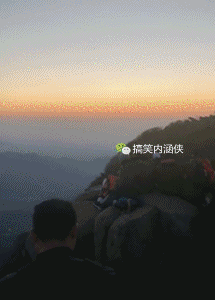 搞笑gif神评：听说男生都好羡慕这样的职业