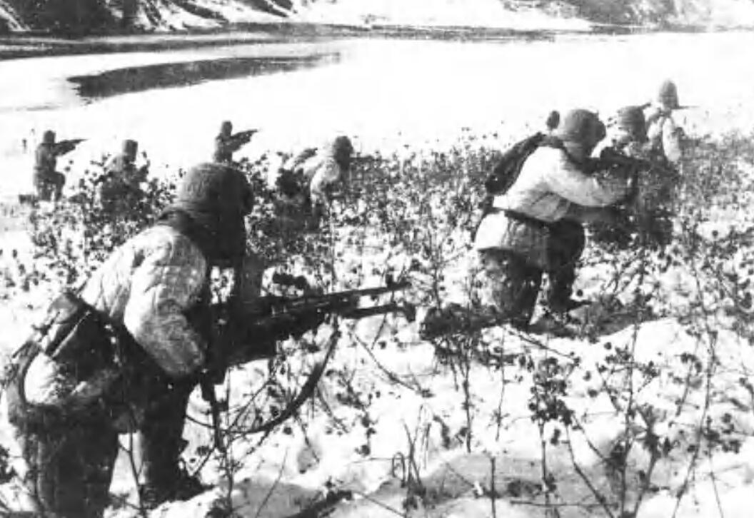 1950�꣬־Ը�������볯��6�����У��ĸ���������ࣿ