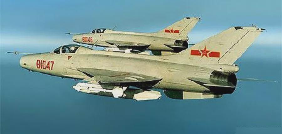 �ֻ��������������屻�󴫵�ҥ�ԣ��״���¶�վ�����������¼�