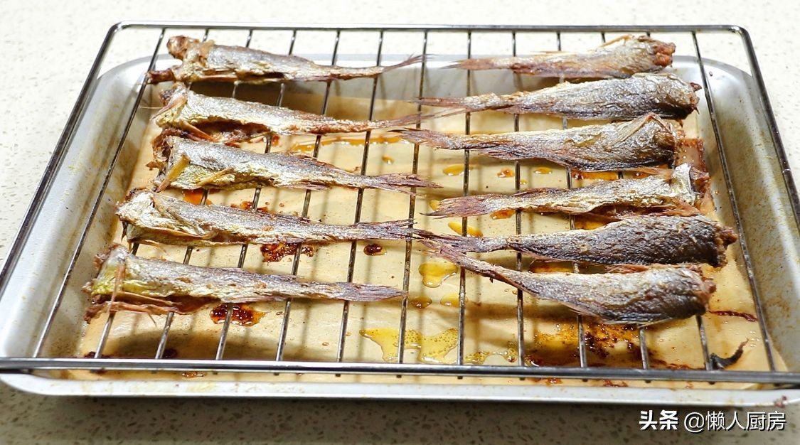 不用油炸，小黃魚怎麼做才好吃？ 教你做香酥小黃魚，還不用吐魚刺