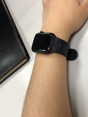 对于新手，Apple Watch入手哪一款比较好？