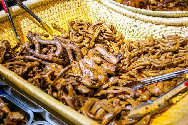 成都祥和里这条600米的美食巷子，要带5个胃才敢去吃