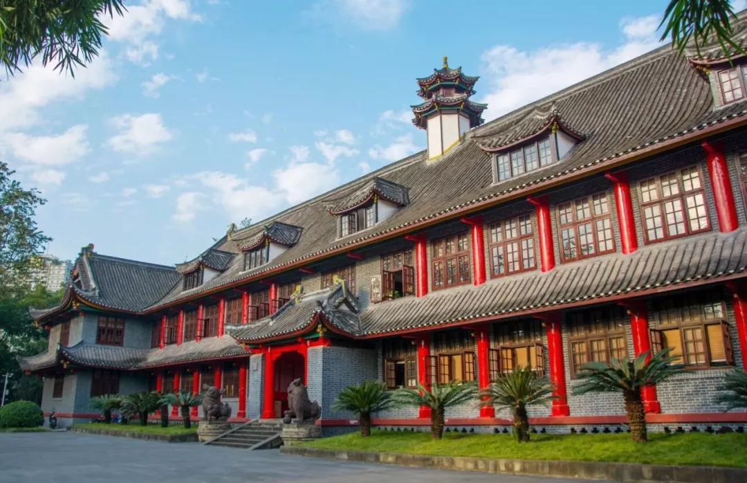 重庆大学欢迎报考丨重庆大学全面构建“5C”核心