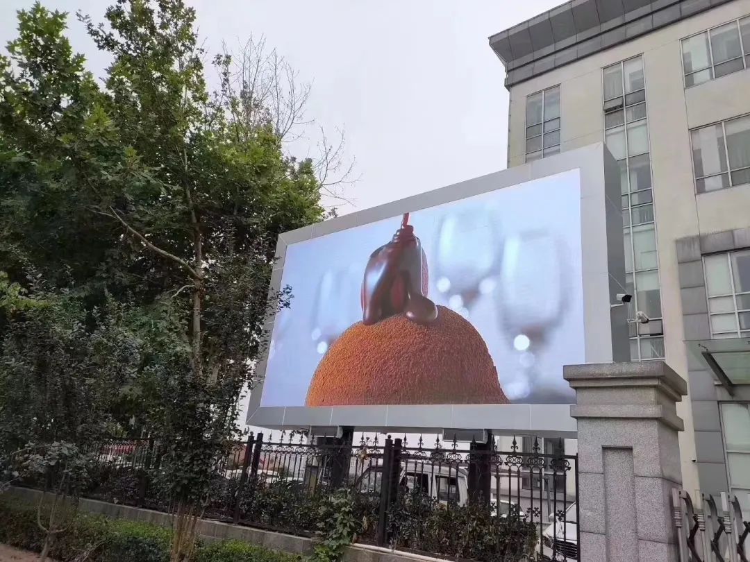 距离产生美？不！户外小间距近看也很美