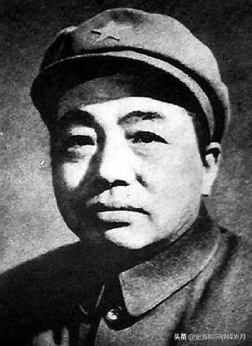狂妄的苏联顾问竟敢教训彭老总，结果被斯大林斥责不知天高地厚