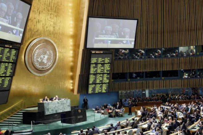 联合国大会百国支持中国，移交13项特权给中国，美方反对无效