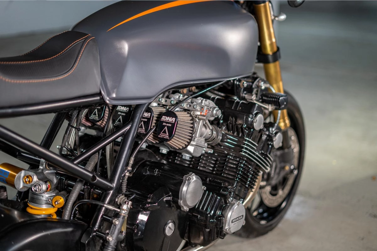 ���ײ�ս����1981����CBX1000��װ��Ʒ����