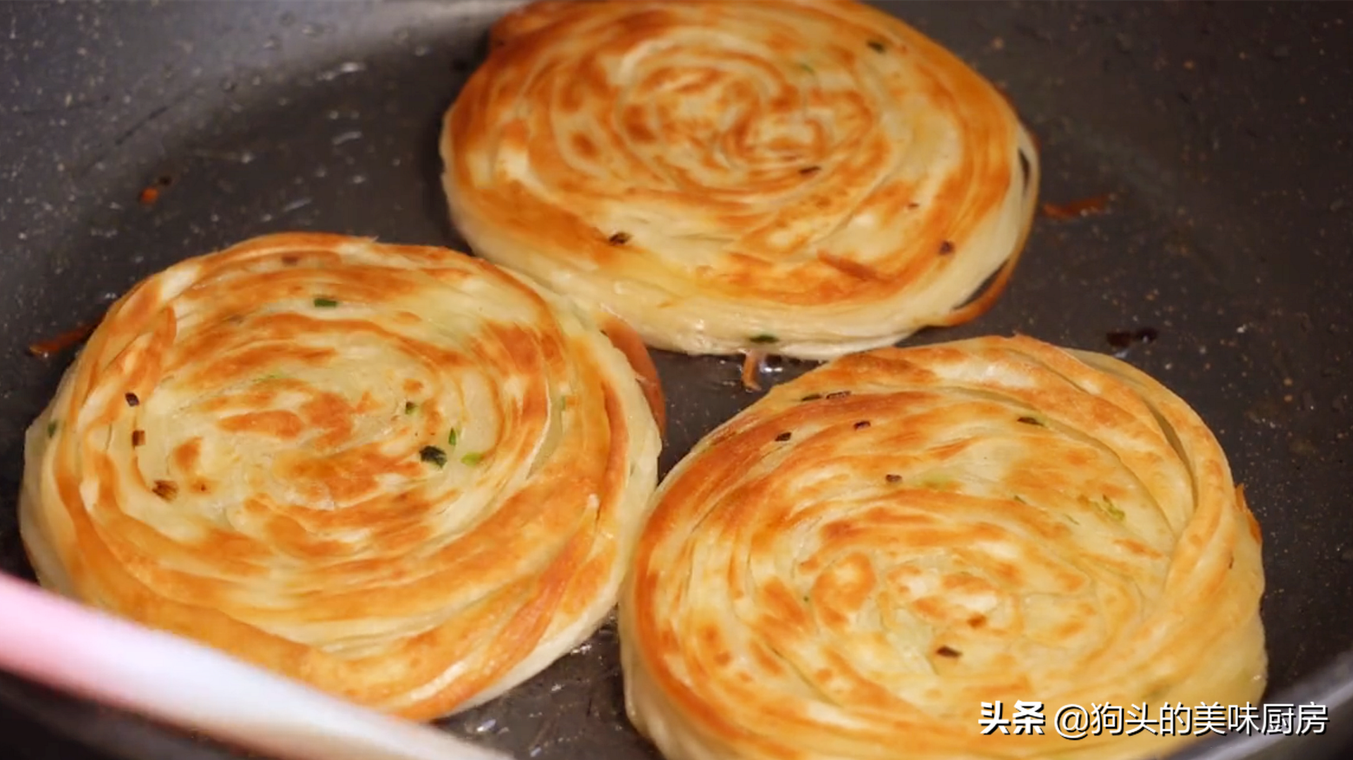 盤絲餅，最簡單實用的做法，劃一劃，抻一抻，絲絲分明，口口留香