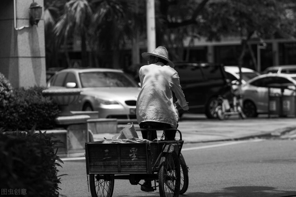 人只有經歷了以後 才知道人外人天外天 梵高耳朵 Mdeditor