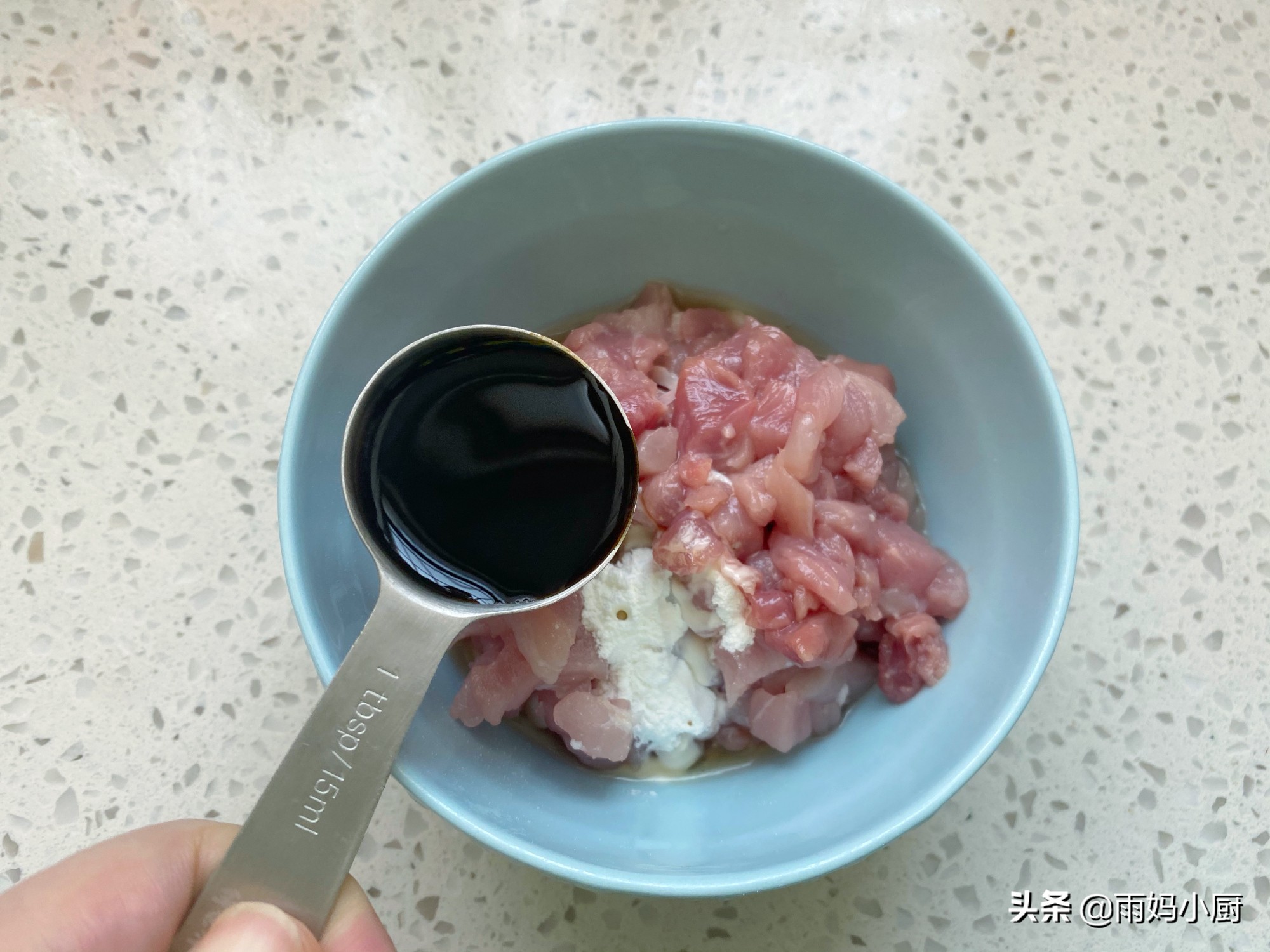 打滷麵怎麼做才好吃？ 分享一道打鹵的家常做法，醬香濃郁吃不膩