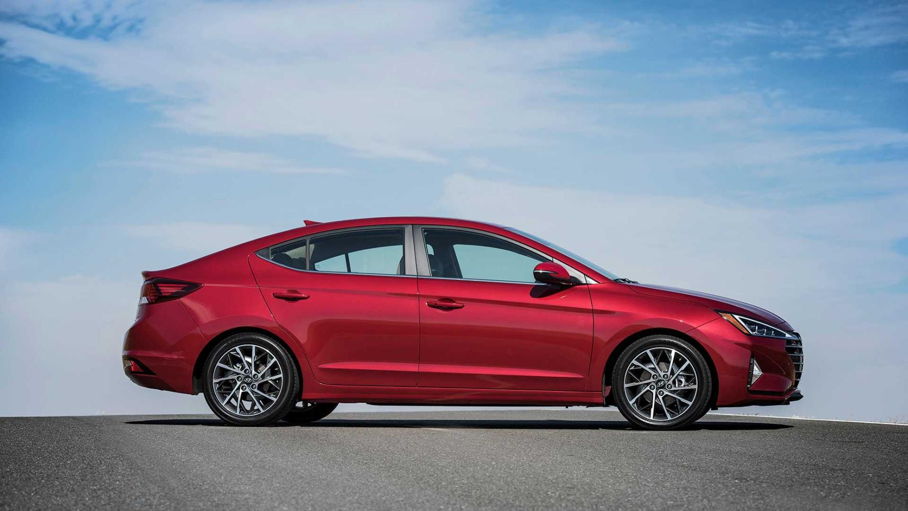 帅过思域 现代全新伊兰特申报：这造型爱了吗？