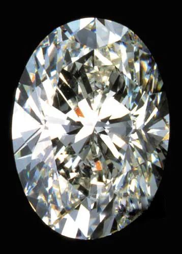从世界上第一枚钻戒看钻石琢形的变化
