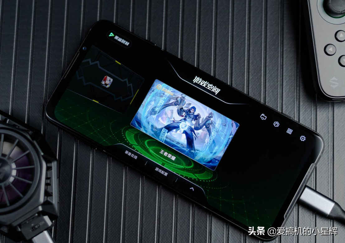 从3499跌至2799，骁龙865+128GB，网友：等到了