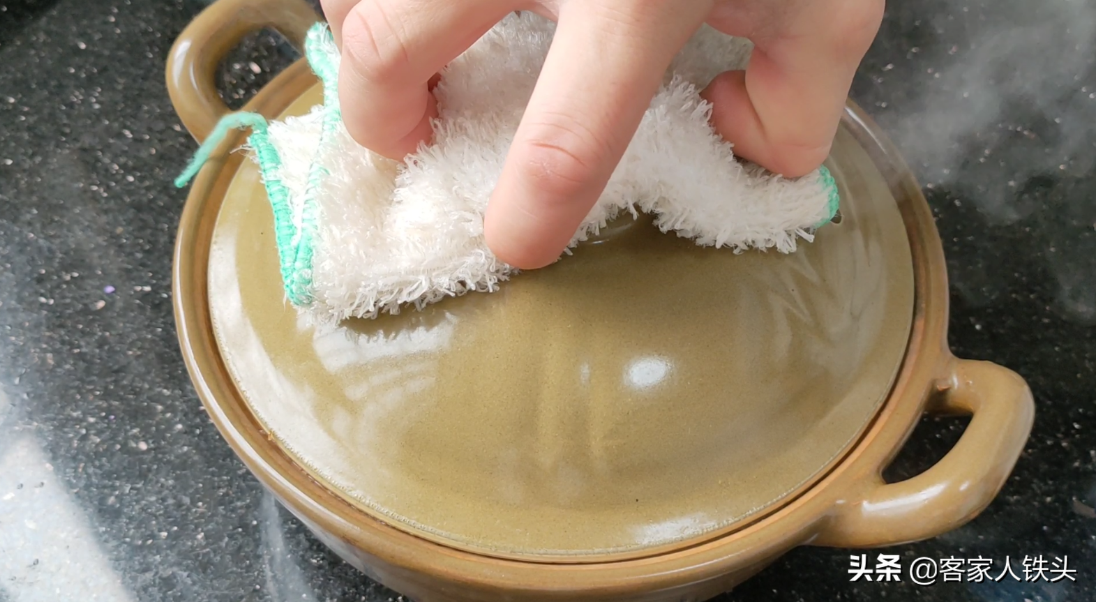 天冷吃魚別煎炸，試試一個懶人做法，6分鐘出鍋，好吃不腥口感滑