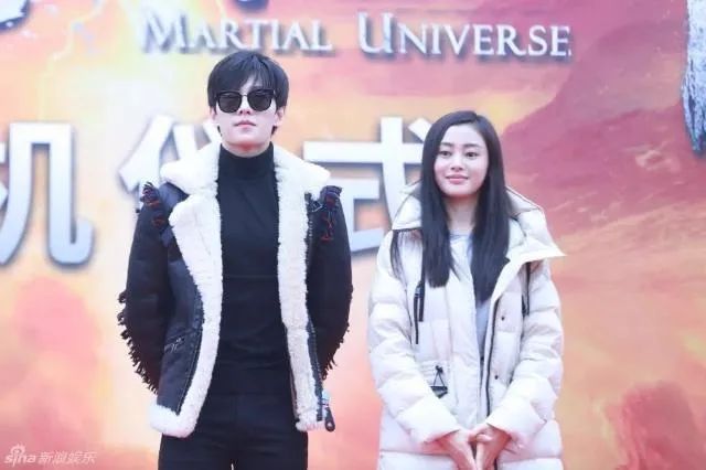 从李沁到赵露思，杨洋的5段恋情绯闻，个个都很有“故事”