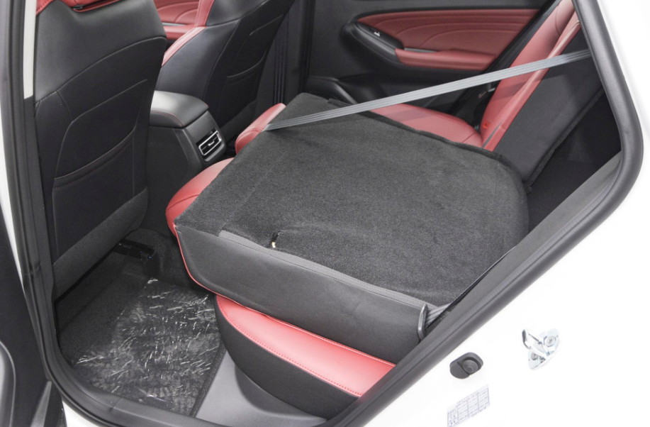 长安逸动plus评测，底盘，动力，空间不输同级合资车