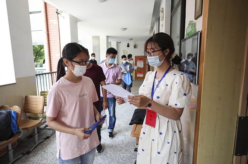 事业单位的“车补”来了，两个省份将率先发放