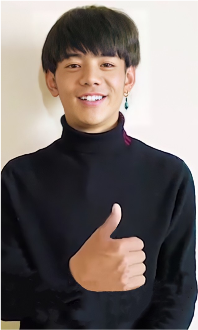 丁真首笔工资给家里买了洗衣机和电瓶车孝心满满的丁真再一次挂上热搜