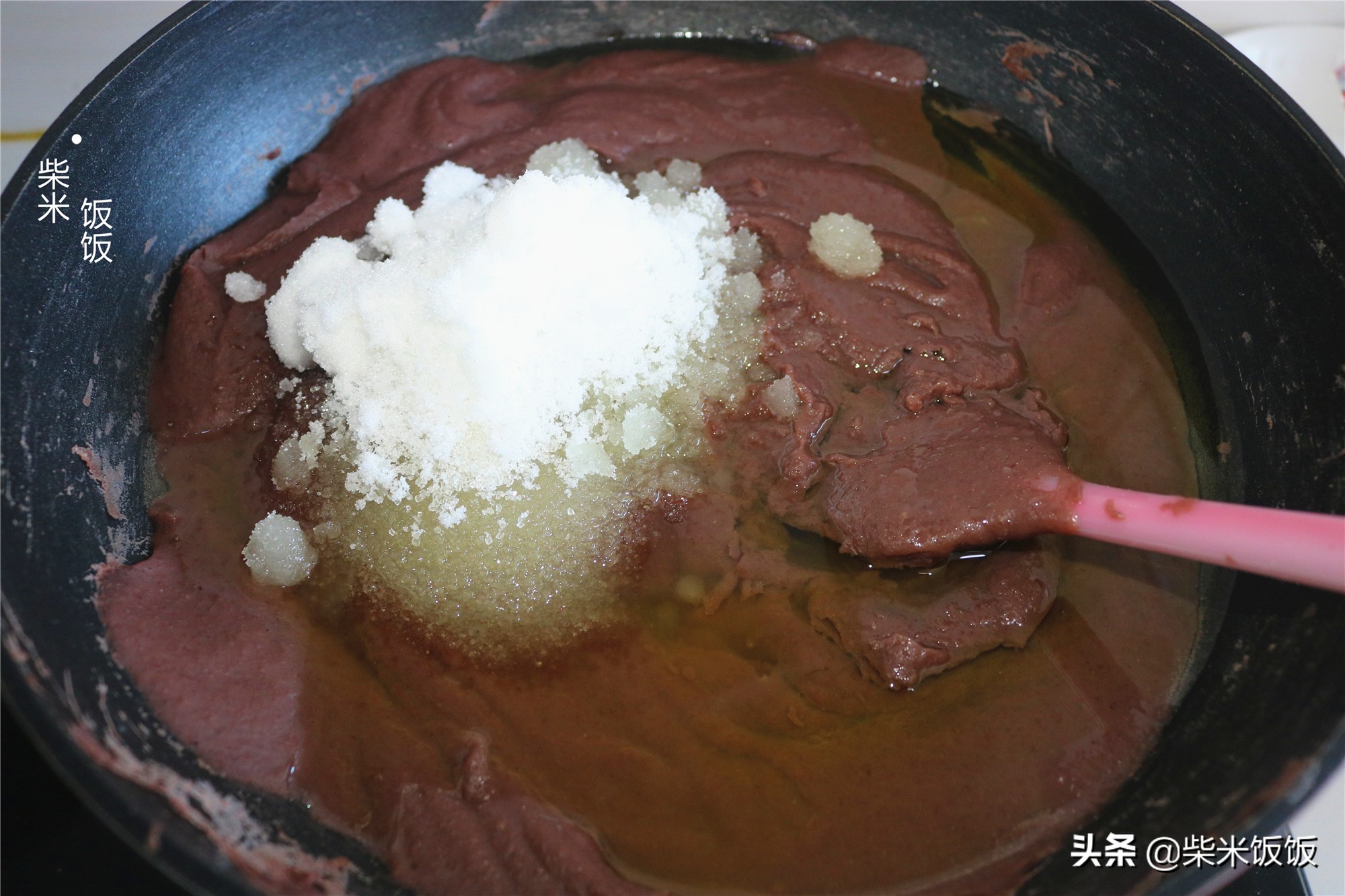 这个配方的红豆沙，适合月饼和包子，细腻香甜不油腻，好做又好吃