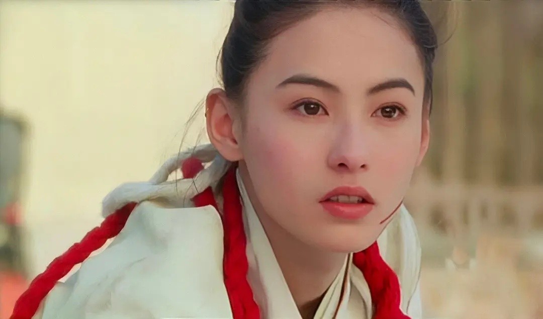 张柏芝支持孩子进娱乐圈，儿子和谢霆锋一样帅，网友：不进太可惜