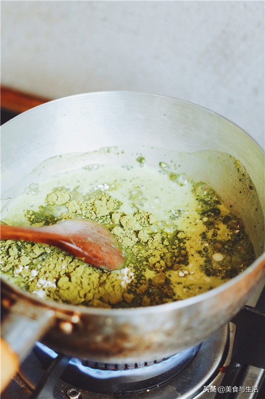 The heart of the taste that wipe tea is too soft cake, need not dismiss butter and egg, agitate a few can do