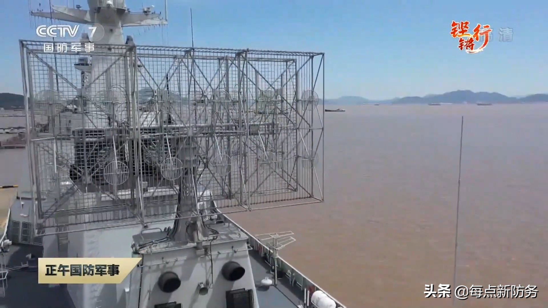 052D���ڡ��½��ӡ�����������12�ҿ��깤�������ǿ��055������