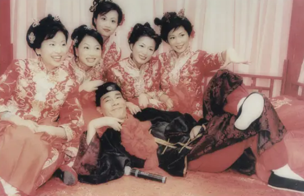 《鹿鼎记》10位主演近况：男三离婚4次，“二老