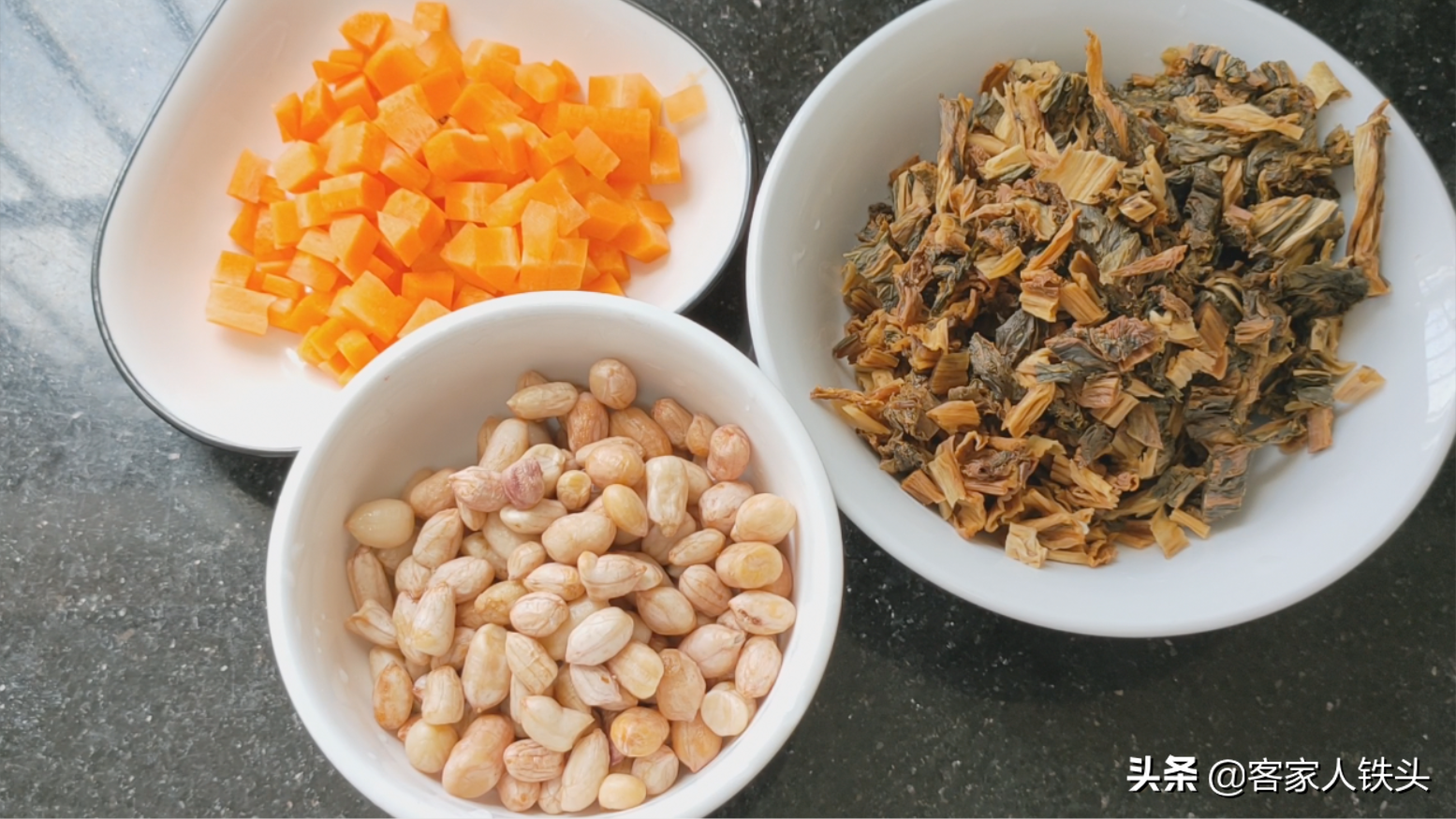 入秋早餐吃什么？1碗花生1把菜干，教你广东特色早餐，营养好吃