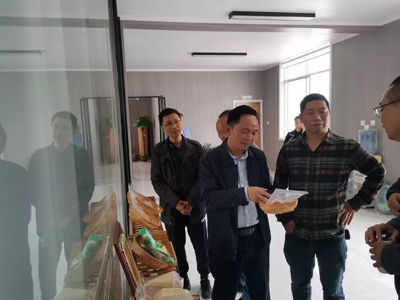 会同县人大常委会对农业企业开展专项调研