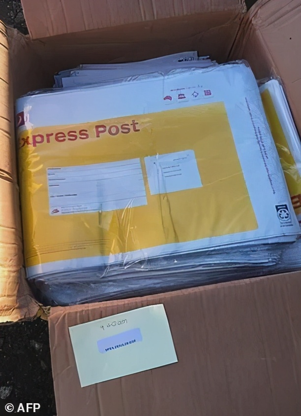 澳夫妇从中国买假包裹，转手eBay赚了$200万，1年都不到