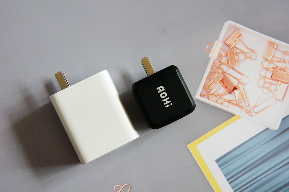 體積超小，還能給筆記本充電！Aohi Magcube 65W氮化鎵快充體驗
