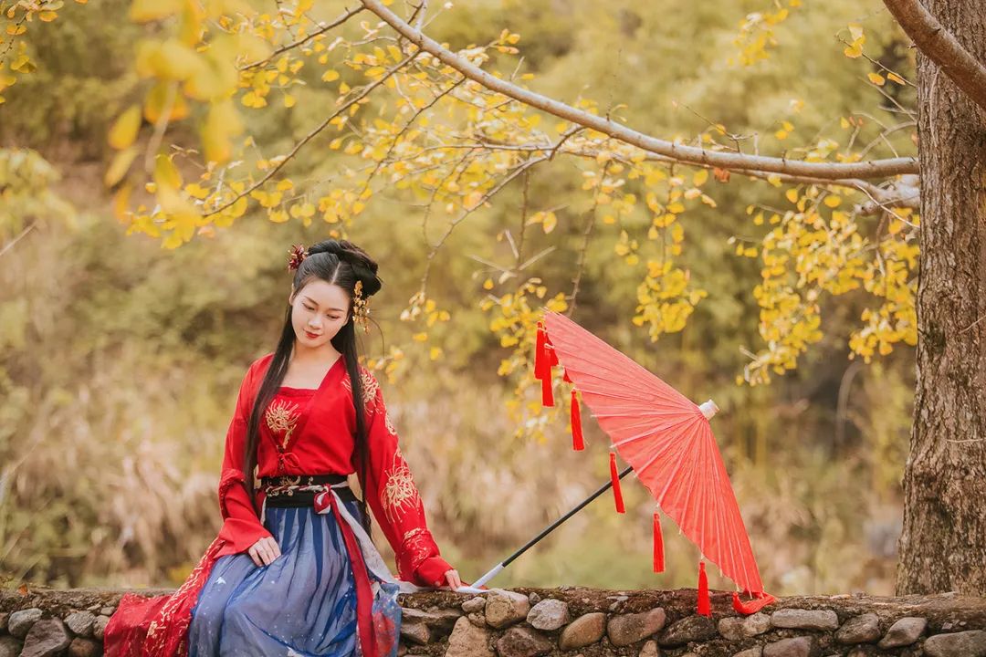 深秋，素心不染尘