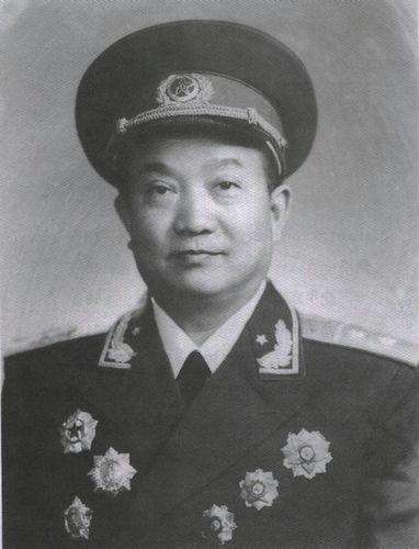 河南走出的9位开国中将，分布在3个地市，谁的职务最高？