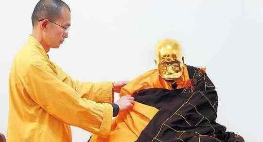 1000年后，嵩山大法王寺现肉身佛像，为何吸引大