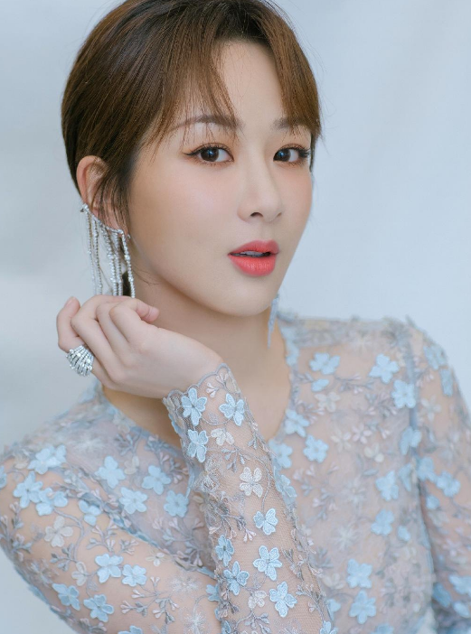 丽颖|杨幂鹿晗赵丽颖多位明星纷纷站出来辟谣 娱乐圈到底怎么了？