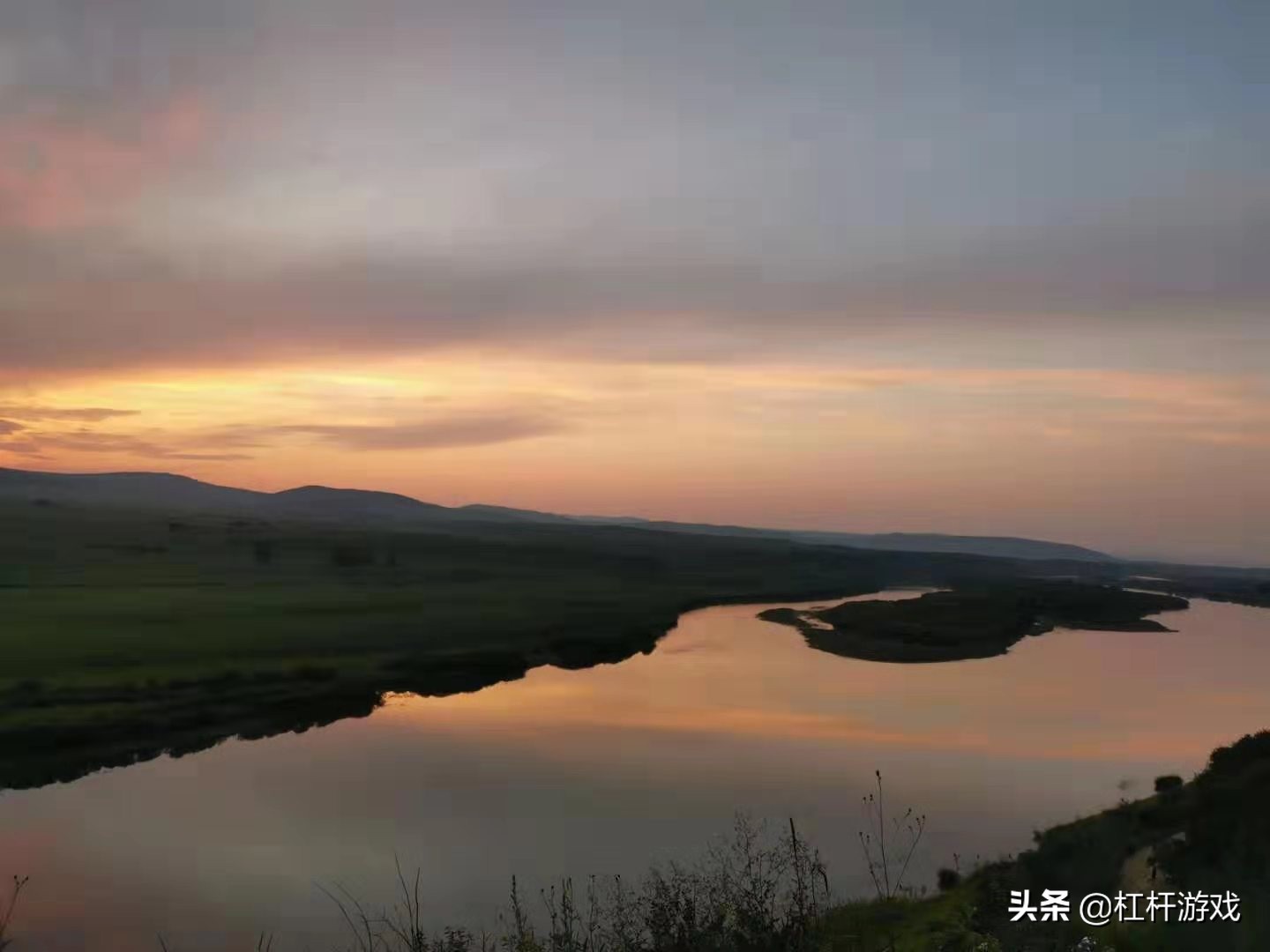 涨疯了！卖房炒股？背后的真相很残酷