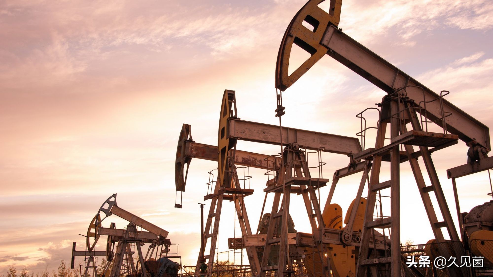 石油是可再生能源？ 沙特阿拉伯的石油資源，為何源源不斷？