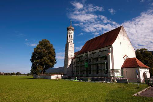 中国人退休后下棋跳广场舞，外国人都干什么，