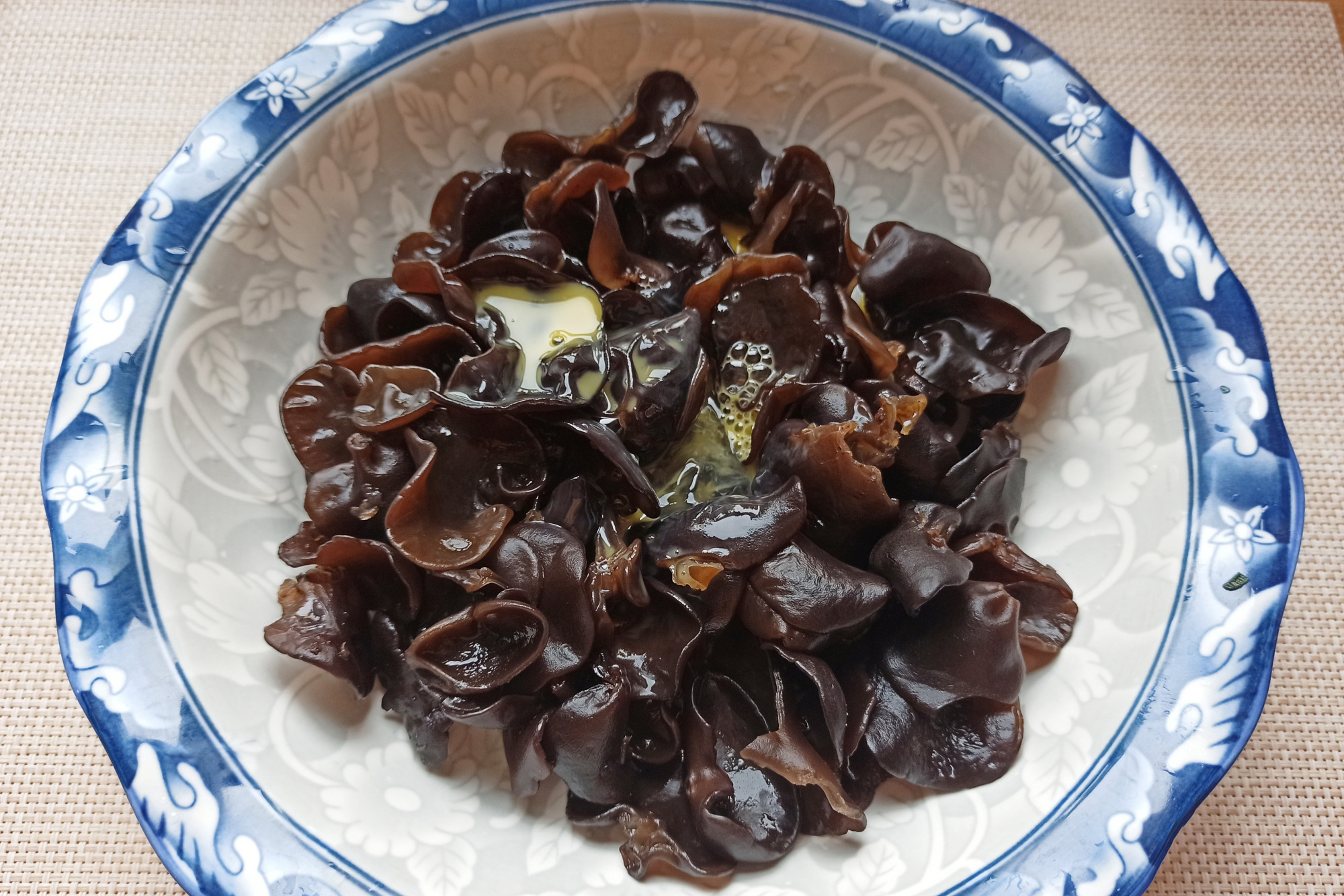 泡發木耳放冰箱裡保存，食用會中毒嗎？ 為了家人健康，不妨看一看