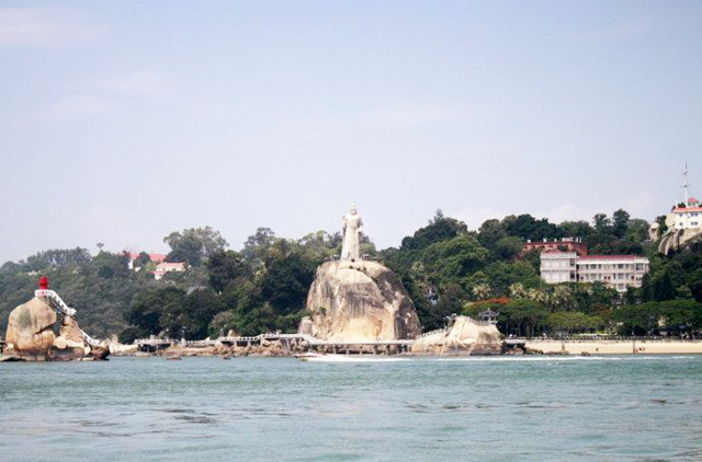 ����ʯ����������뿪��½�ģ�