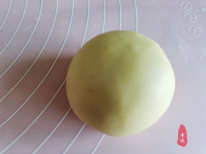 女神節的甜品製作完成，心情暢快如花，外酥內糯層次豐富