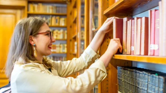 索邦大学:居里夫妇的母校,法国公立大学“门面担当”