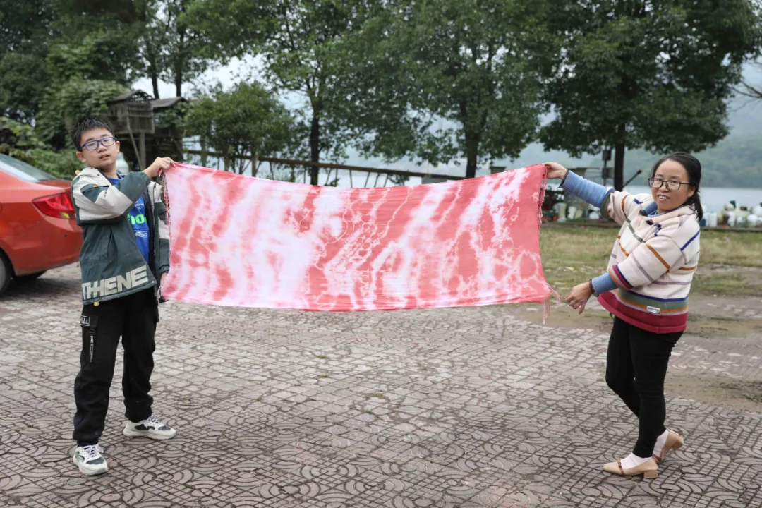 「庐山手工」上课、抢饭、熬夜、摘柿子这些经历你都在吗？