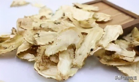 缓解心律失常，治疗心绞痛，中医**用的是它