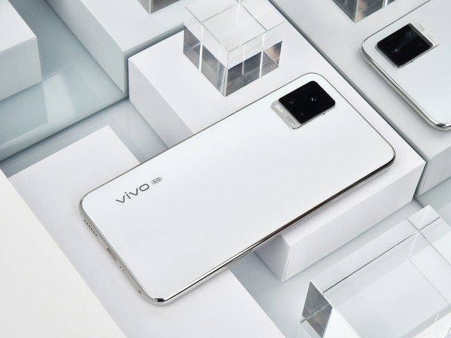 深挖vivo S7十大亮点 5G轻薄自拍旗舰牛在哪？