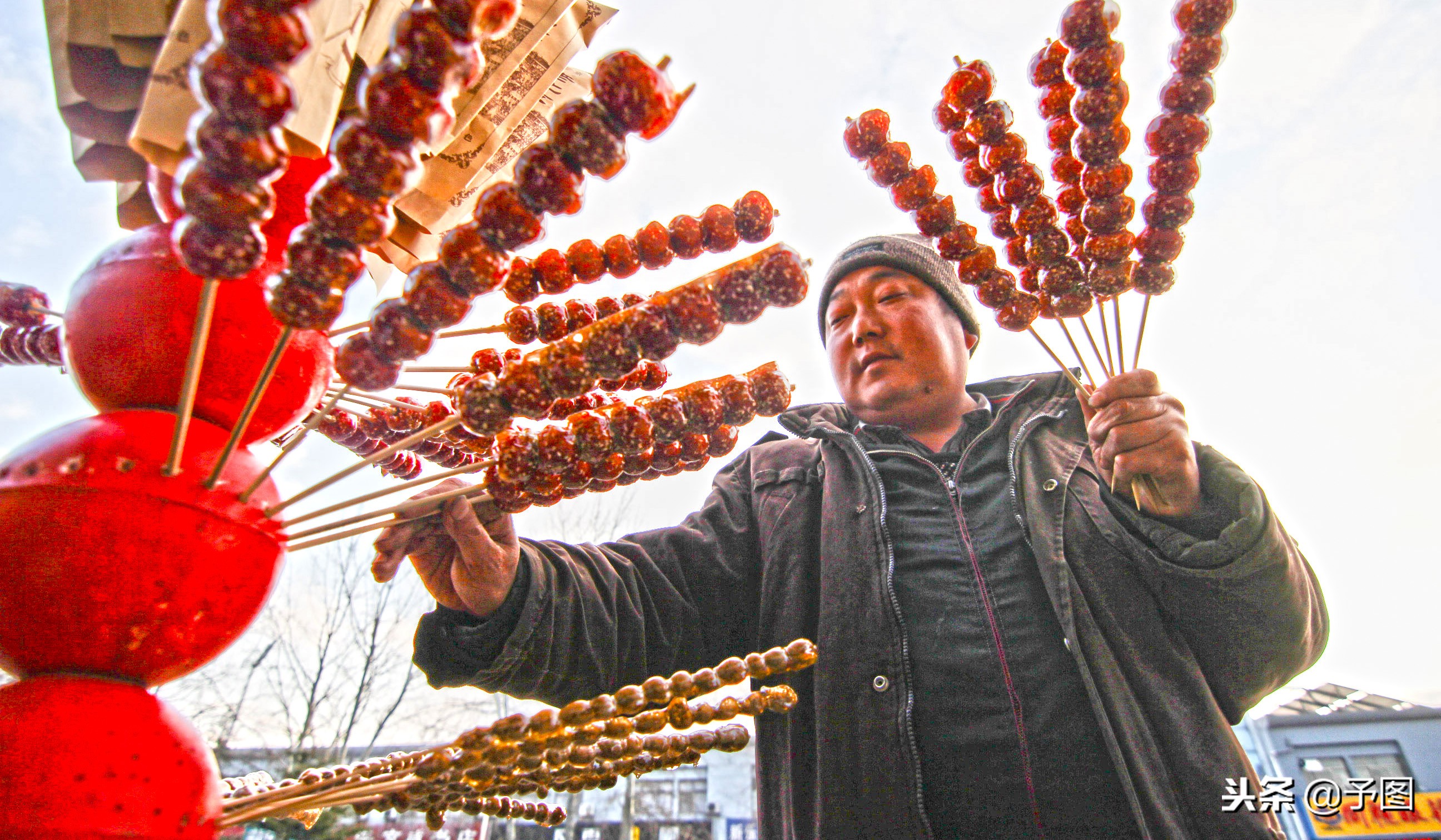 卖糖葫芦赚钱吗【自己做糖葫芦卖利润大吗】
