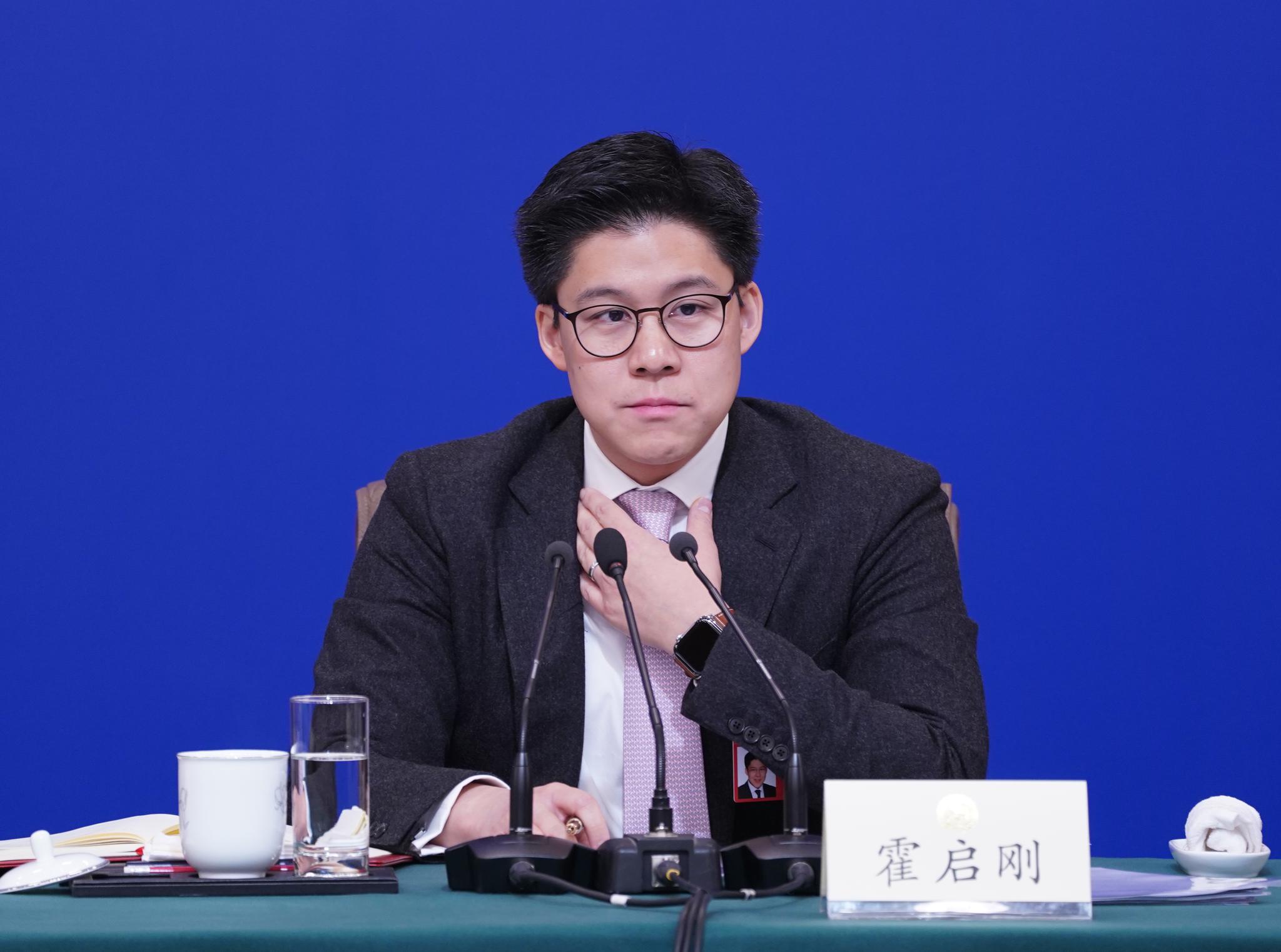 38岁霍启山至今单身？章子怡没能嫁入豪门背后的真相